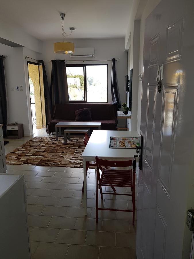 Mylos Court Apartments Limassol Exterior foto